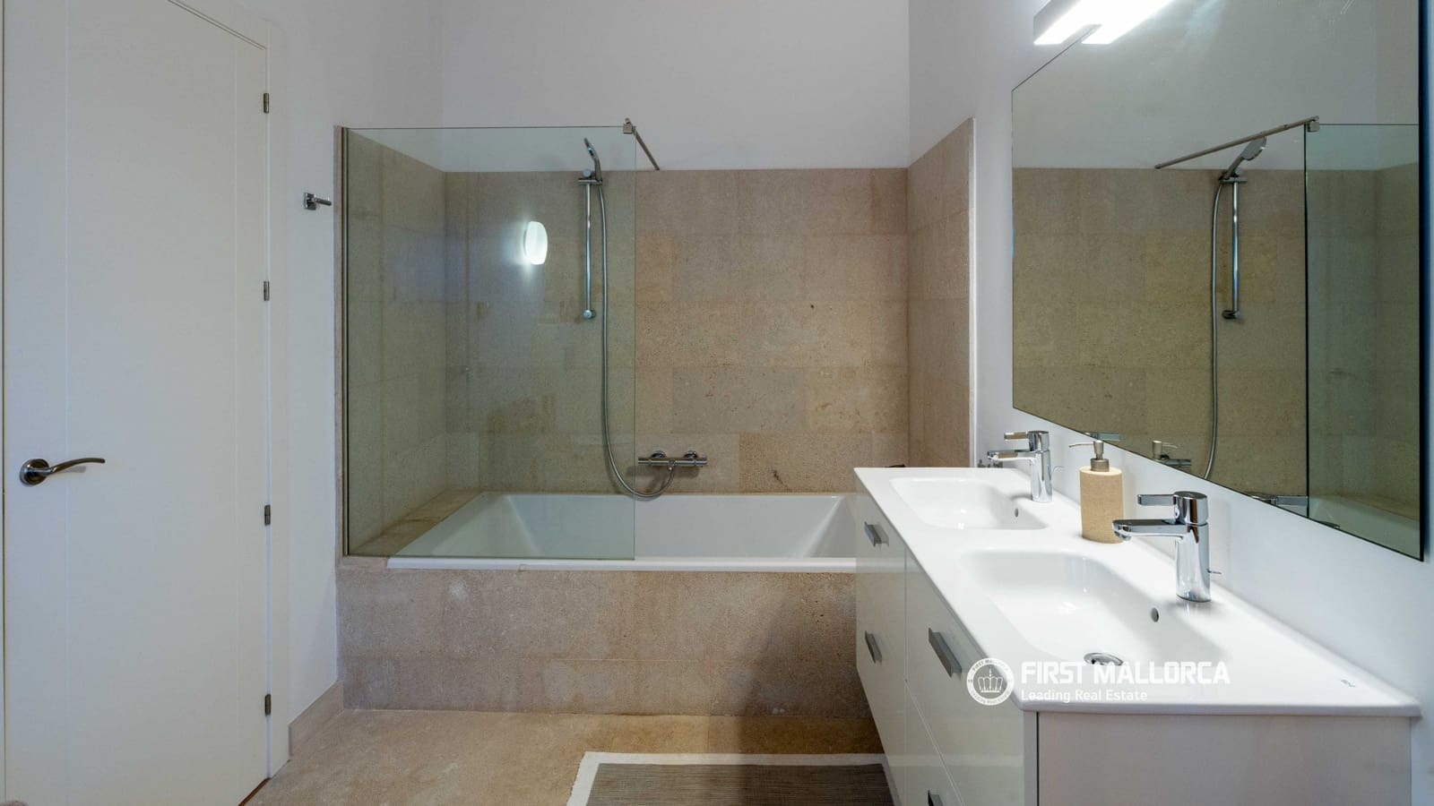 3 quarto Moradia para venda em Puerto de Andratx com piscina garagem - 1 950 000 € (Ref: 10060990)