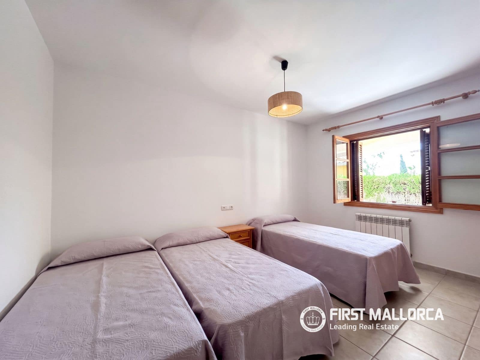 5 bedroom Villa for sale in Sa Rapita / La Rapita with garage - € 1,170,000 (Ref: 10060991)