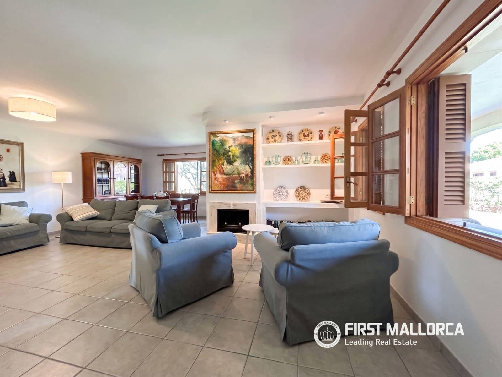 5 bedroom Villa for sale in Sa Rapita / La Rapita with garage - € 1,170,000 (Ref: 10060991)