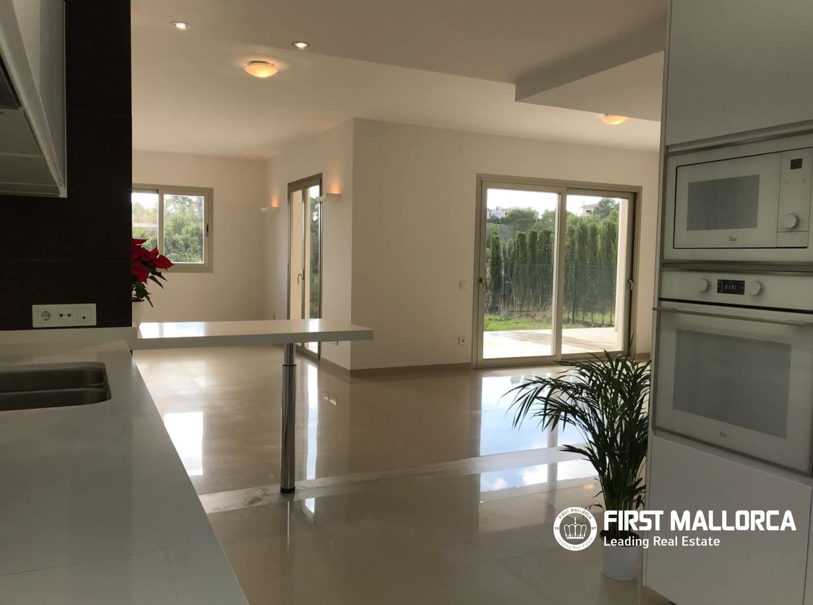 4 sypialnia Dom blizniak do wynajęcia w Cala Vinyes / Cala Vinyas / Cala Vinas z garażem - 3 950 € (Ref: 10065581)