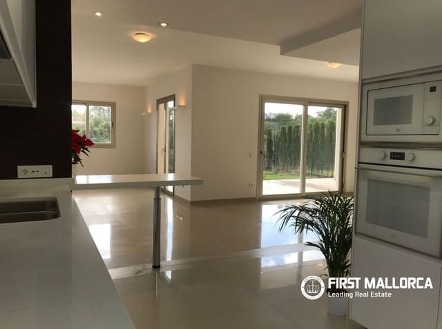 4 soverom Kjedet enebolig til leie i Cala Vinyes / Cala Vinyas / Cala Viñas, Calvià med garasje - € 3 950 (Ref: 10065581)