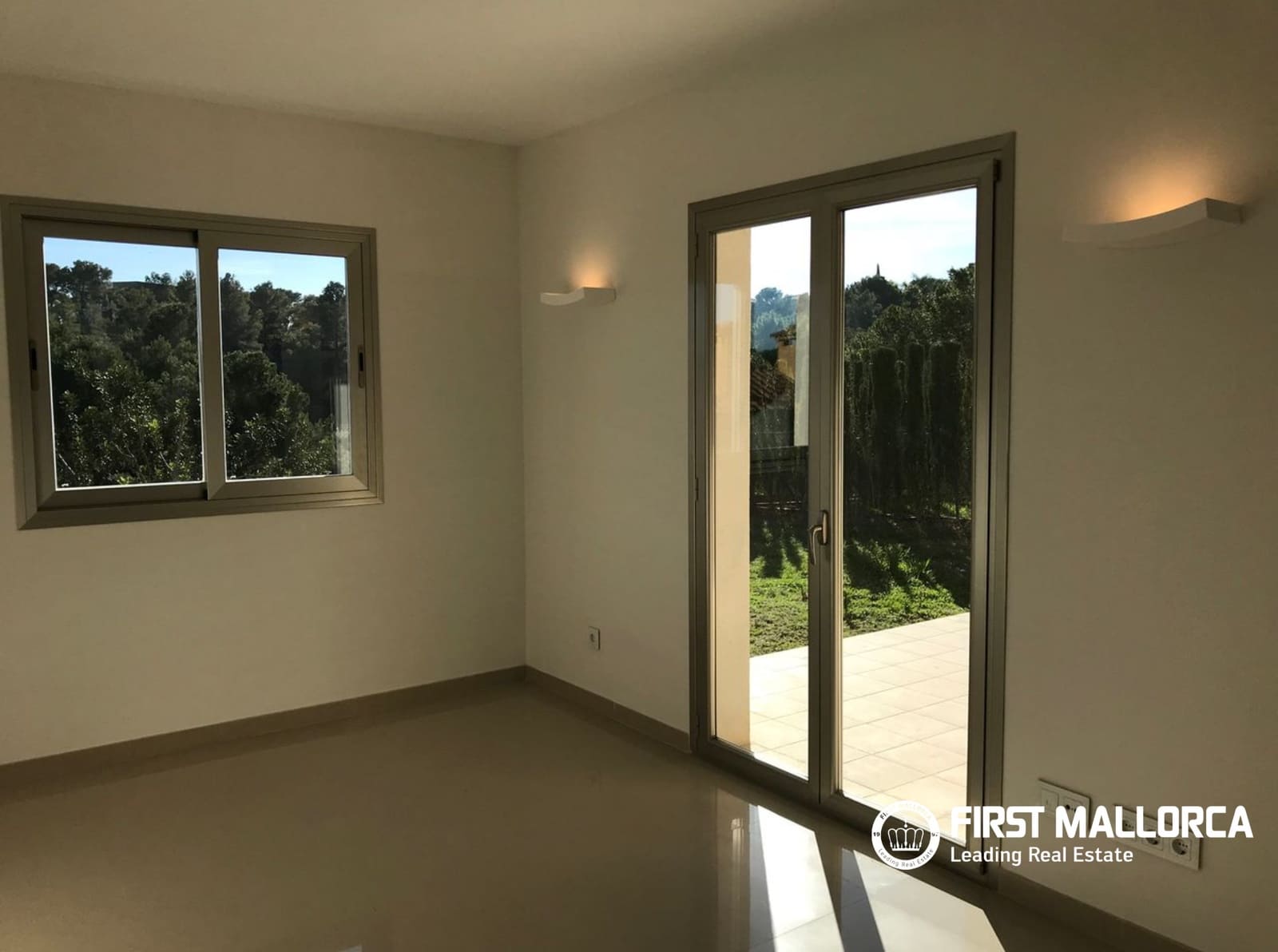 4 sypialnia Dom blizniak do wynajęcia w Cala Vinyes / Cala Vinyas / Cala Vinas z garażem - 3 950 € (Ref: 10065581)