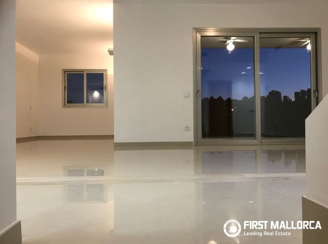 4 soverom Kjedet enebolig til leie i Cala Vinyes / Cala Vinyas / Cala Viñas, Calvià med garasje - € 3 950 (Ref: 10065581)