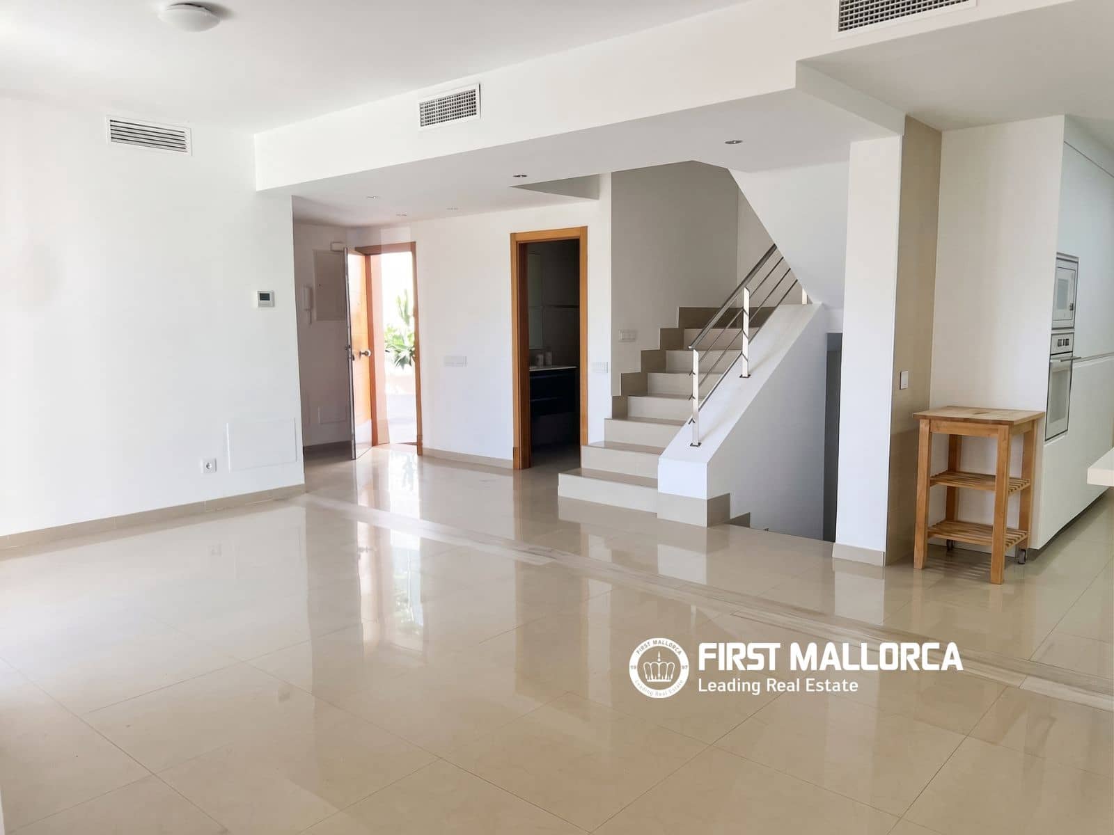 4 sovrum Semi-fristående Villa att hyra i Cala Vinyes / Cala Vinyas / Cala Vinas med garage - 3 950 € (Ref: 10065581)