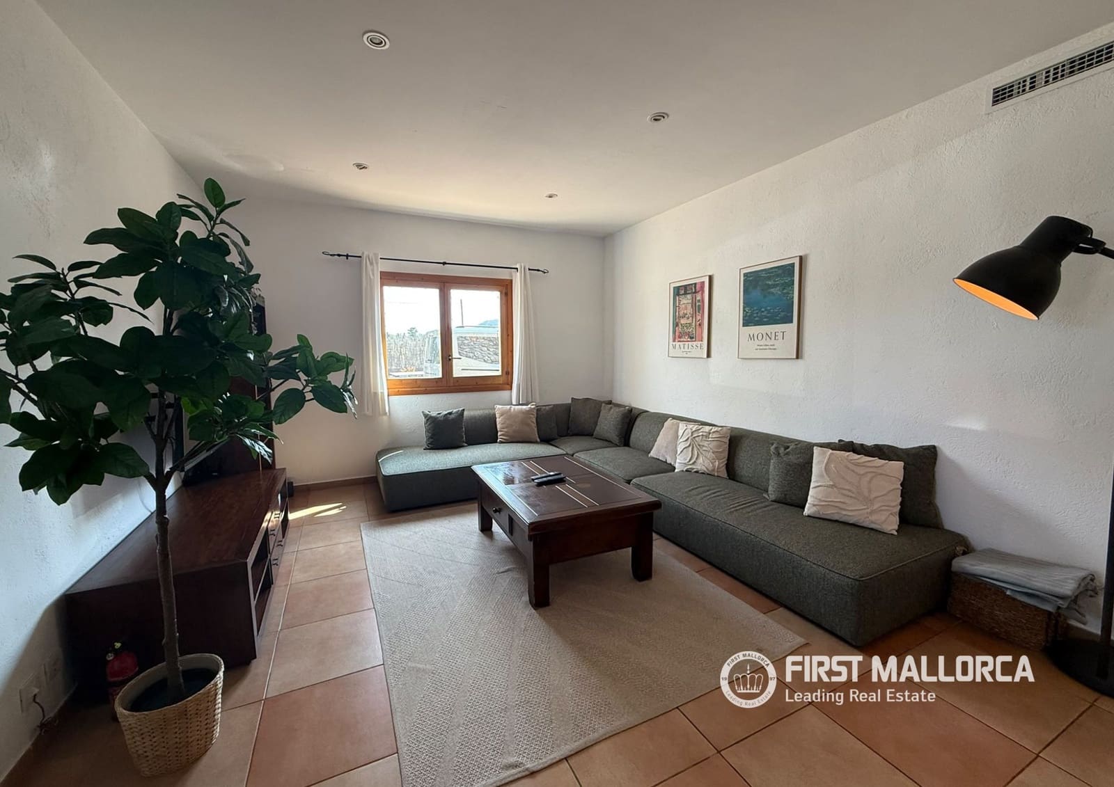 Chalet de 5 habitaciones en Pollensa / Pollença en alquiler con piscina garaje - 2.000 € (Ref: 10080038)