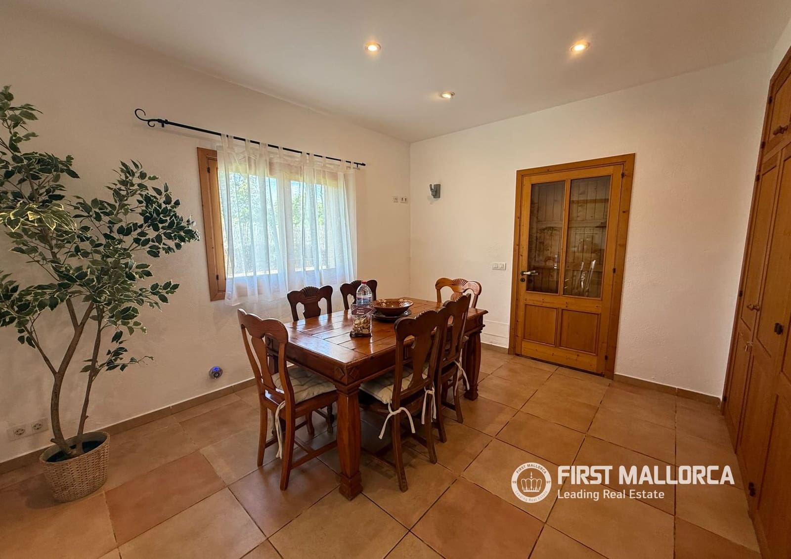 Chalet de 5 habitaciones en Pollensa / Pollença en alquiler con piscina garaje - 2.000 € (Ref: 10080038)