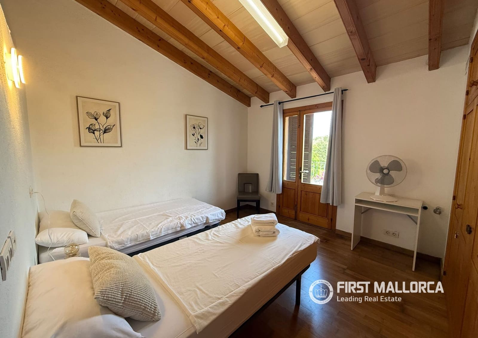 Chalet de 5 habitaciones en Pollensa / Pollença en alquiler con piscina garaje - 2.000 € (Ref: 10080038)