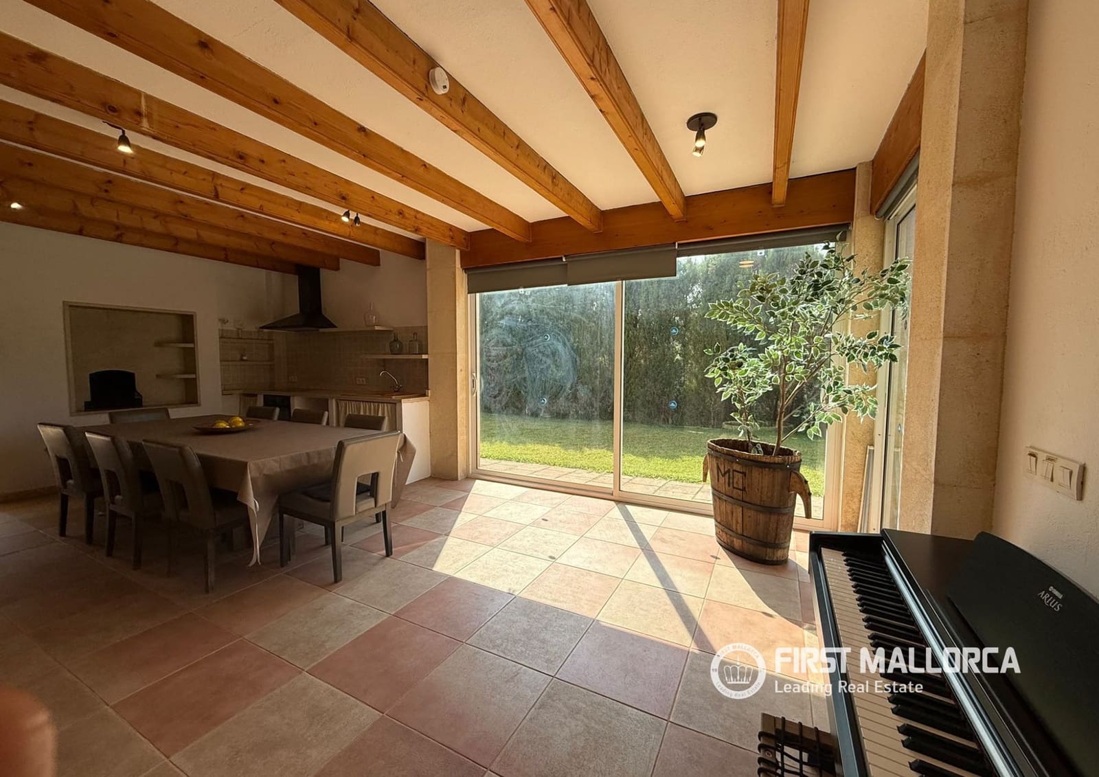 Chalet de 5 habitaciones en Pollensa / Pollença en alquiler con piscina garaje - 2.000 € (Ref: 10080038)
