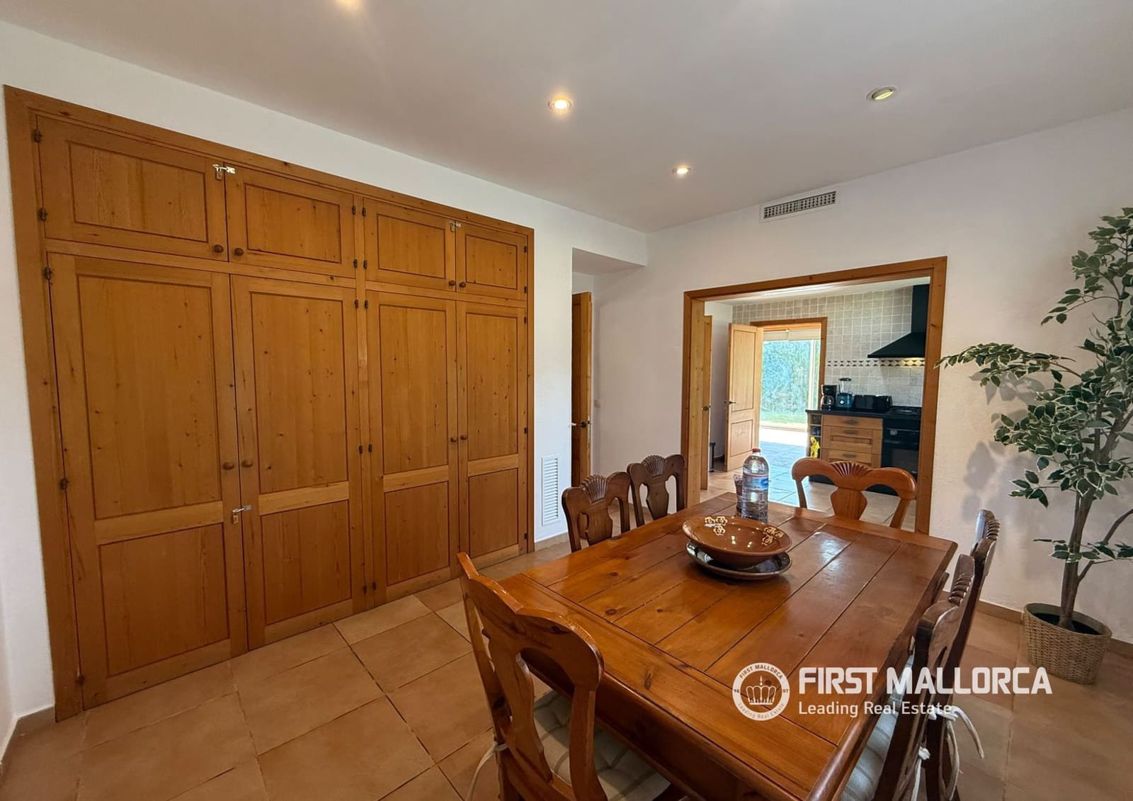 Chalet de 5 habitaciones en Pollensa / Pollença en alquiler con piscina garaje - 2.000 € (Ref: 10080038)