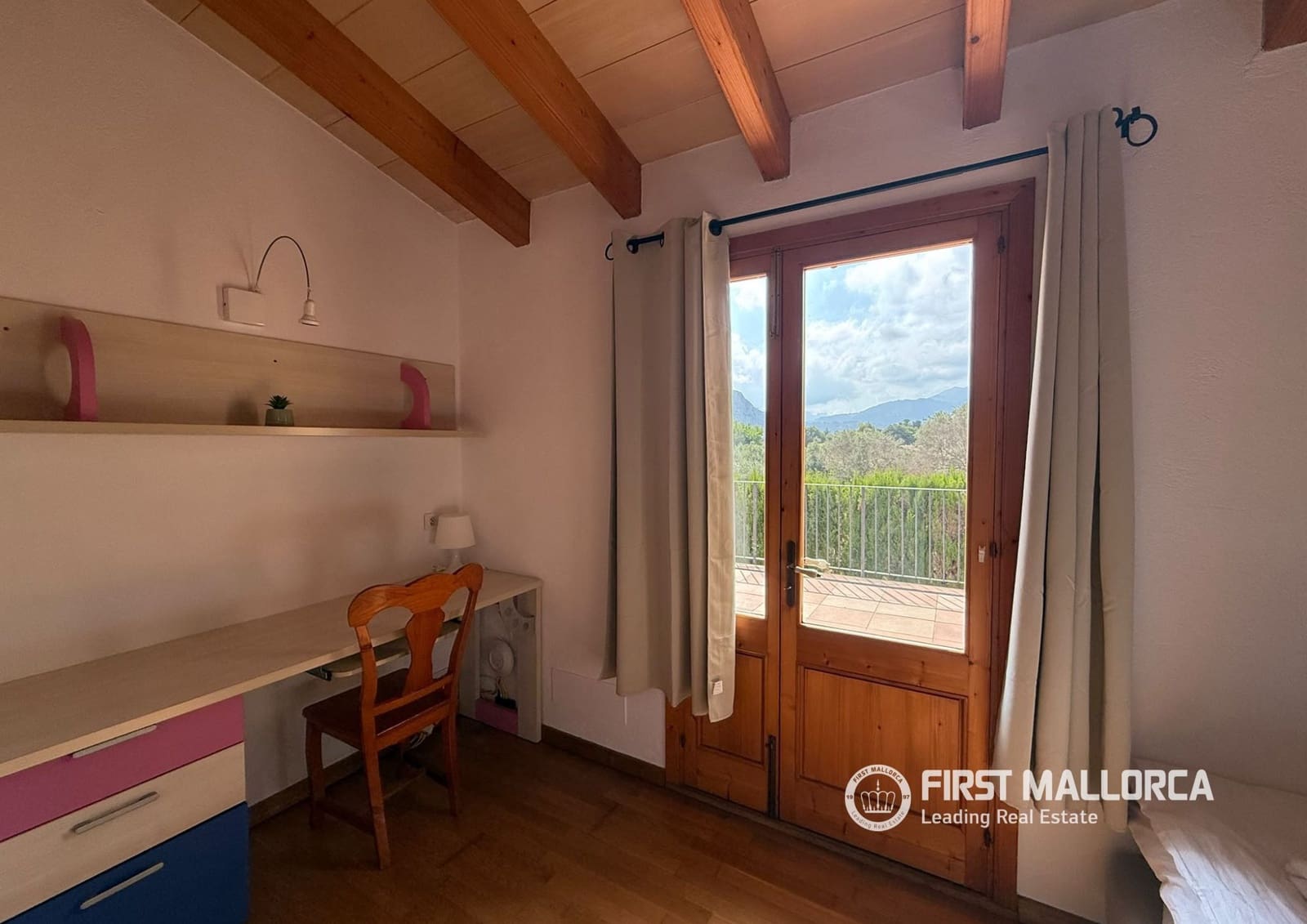 Chalet de 5 habitaciones en Pollensa / Pollença en alquiler con piscina garaje - 2.000 € (Ref: 10080038)