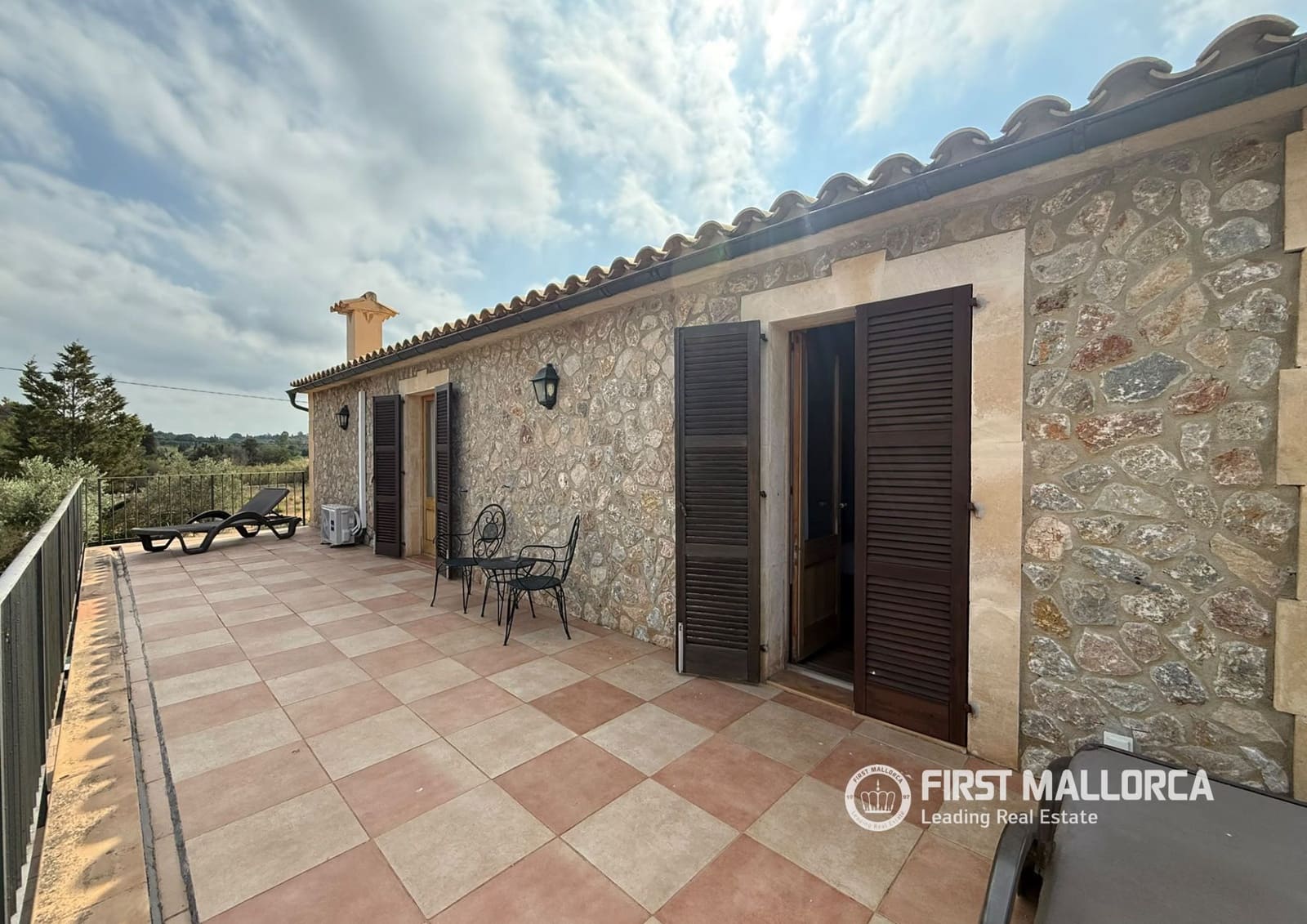 Chalet de 5 habitaciones en Pollensa / Pollença en alquiler con piscina garaje - 2.000 € (Ref: 10080038)
