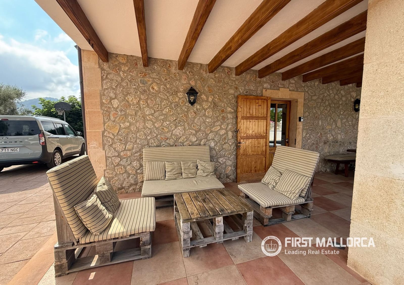 Chalet de 5 habitaciones en Pollensa / Pollença en alquiler con piscina garaje - 2.000 € (Ref: 10080038)
