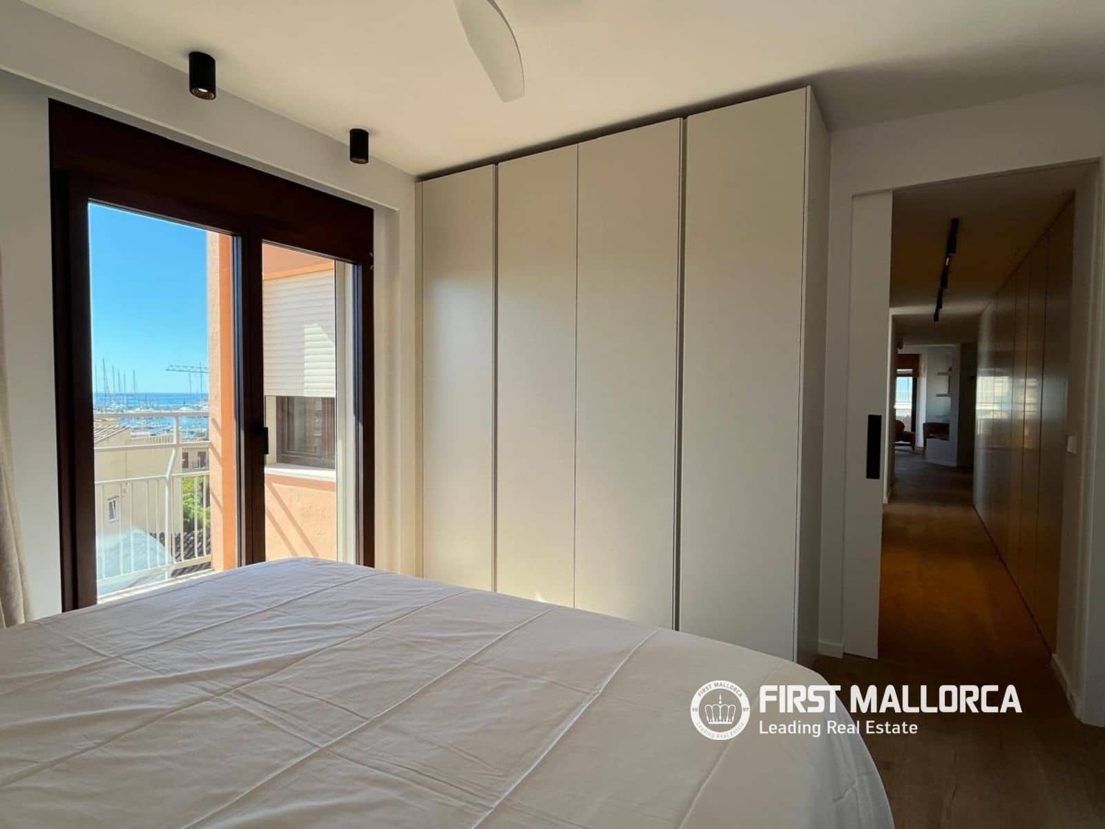 Appartement de 3 chambres à louer à Palma de Mallorca avec garage - 4 300 € (Ref: 10080039)