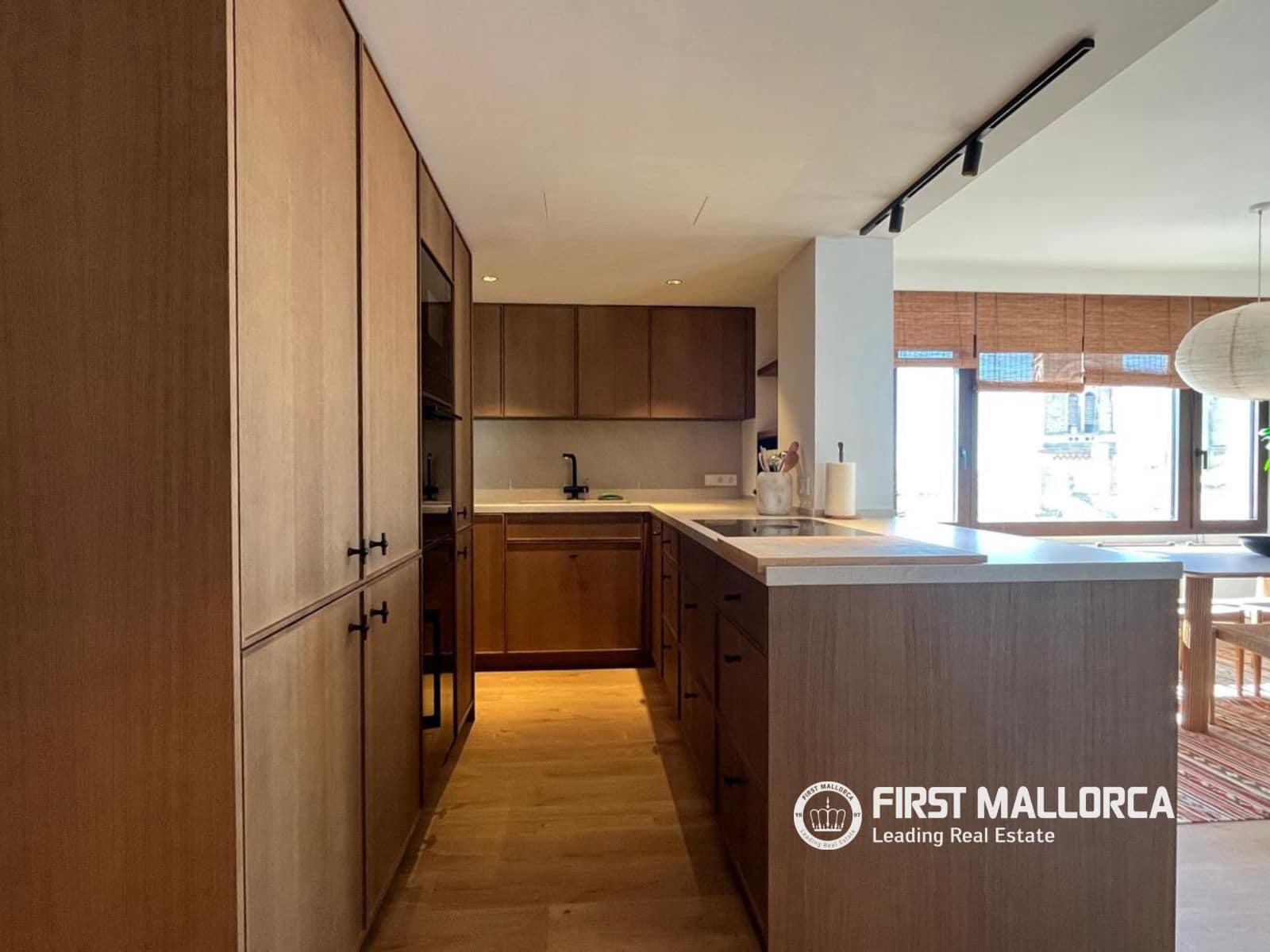 Appartement de 3 chambres à louer à Palma de Mallorca avec garage - 4 300 € (Ref: 10080039)
