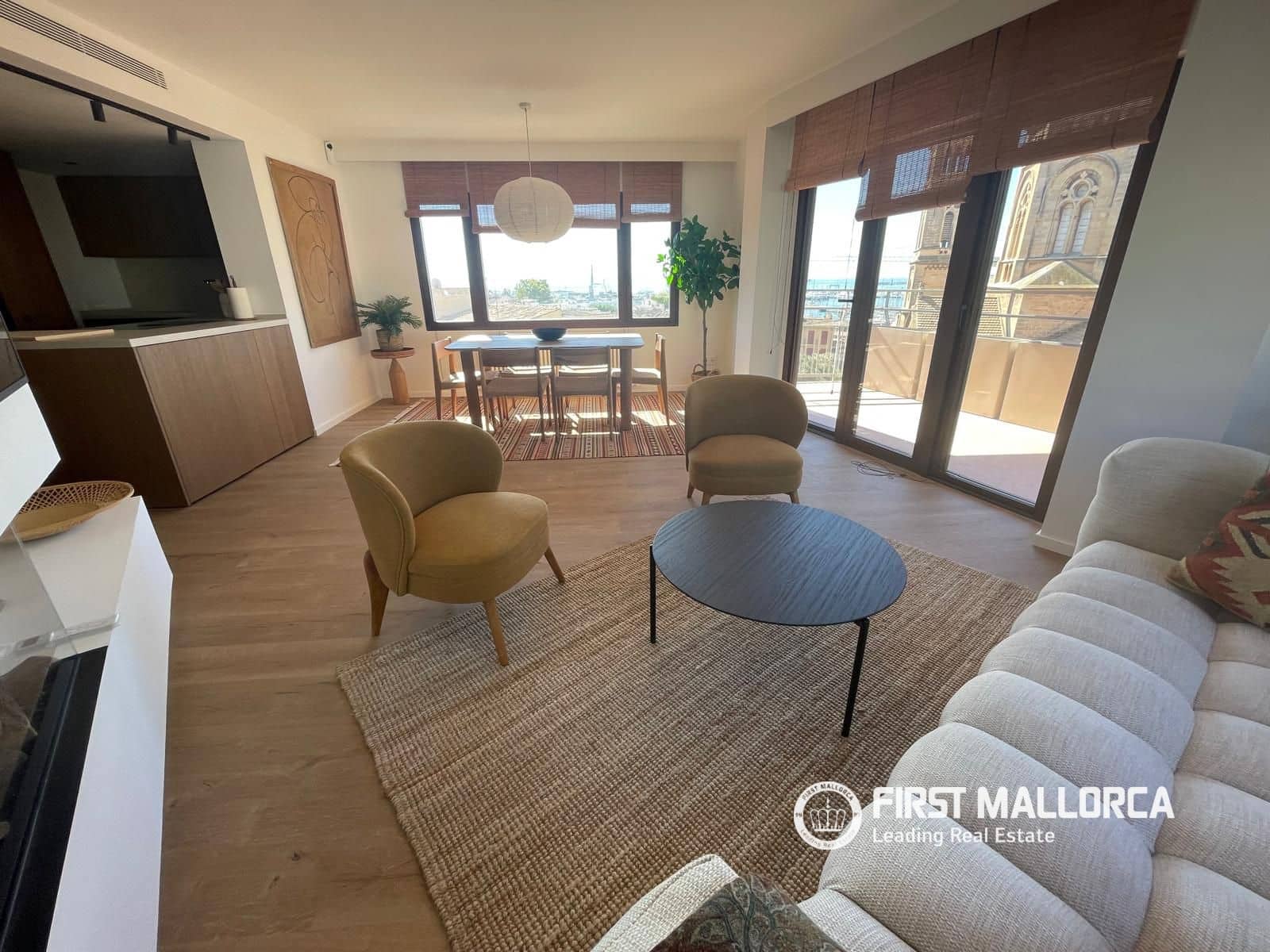 Appartement de 3 chambres à louer à Palma de Mallorca avec garage - 4 300 € (Ref: 10080039)