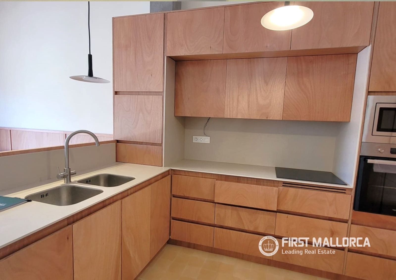 Casa de 3 habitaciones en Llucmajor en alquiler con garaje - 2.600 € (Ref: 10080040)
