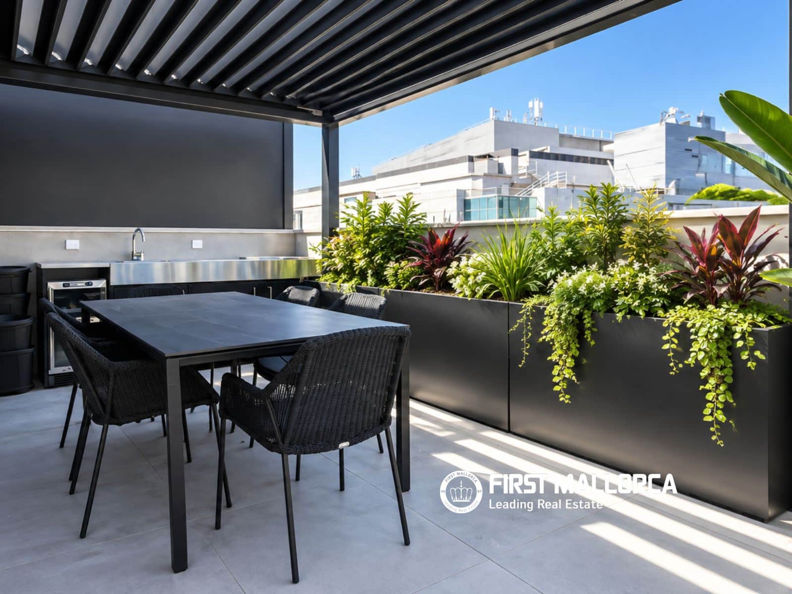 2 soveværelse Penthouse til leje i Palma de Mallorca med garage - € 3.500 (Ref: 10085265)