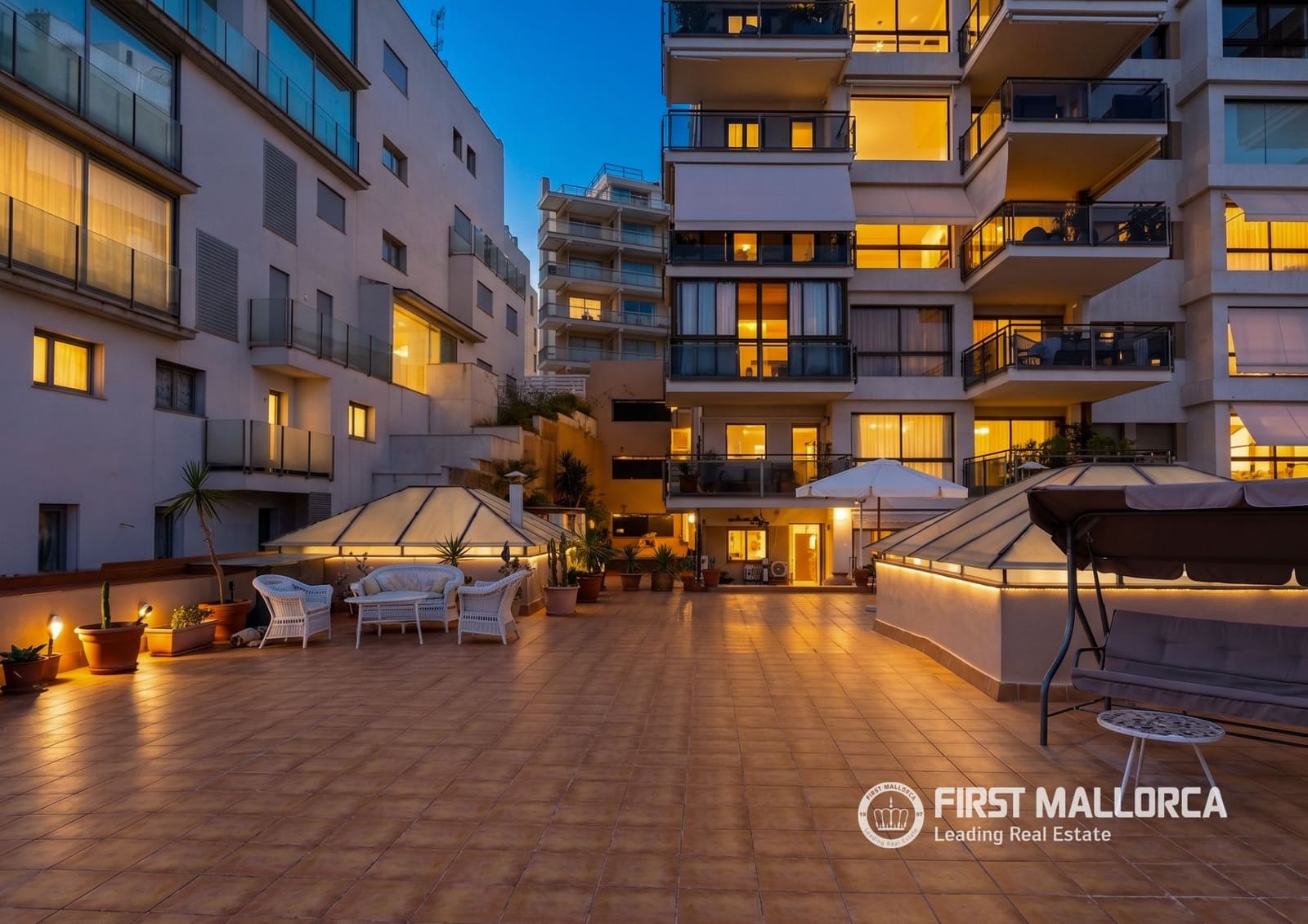 5 soverom Leilighet til salgs i Palma de Mallorca med garasje - € 1 950 000 (Ref: 10088600)