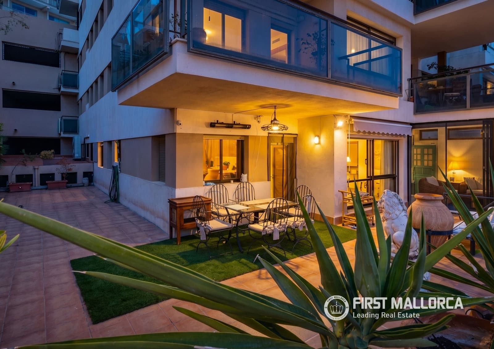 5 soverom Leilighet til salgs i Palma de Mallorca med garasje - € 1 950 000 (Ref: 10088600)