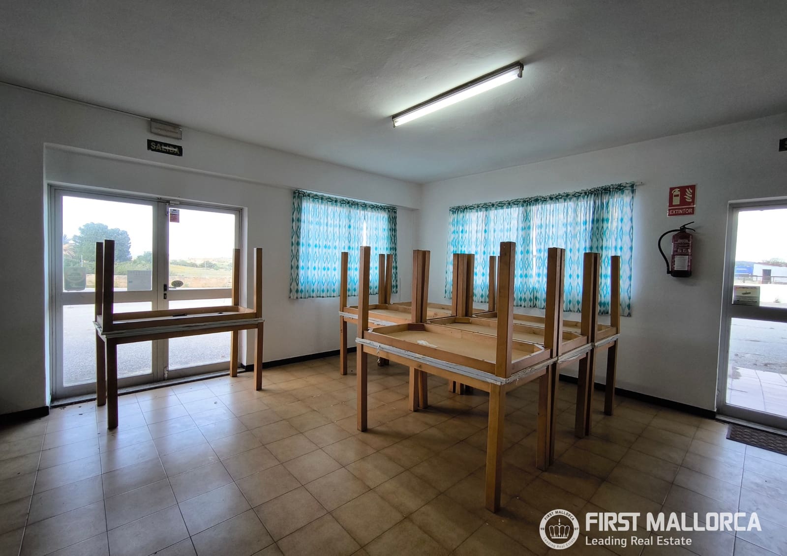 Commercieel te koop in Palma de Mallorca met garage - € 650.000 (Ref: 10099396)