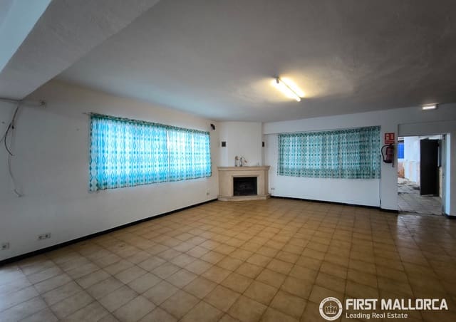 Commercieel te koop in L'Arenal, Palma de Mallorca met garage - € 650.000 (Ref: 10099396)