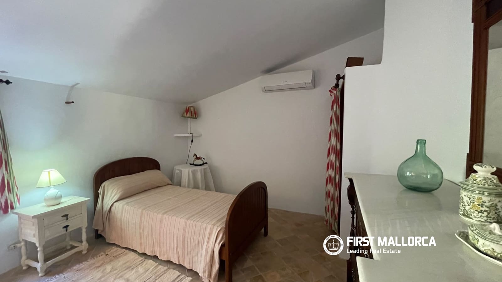 4 bedroom Finca/Country House for rent in Pollensa / Pollenca with garage - € 2,200 (Ref: 10106524)