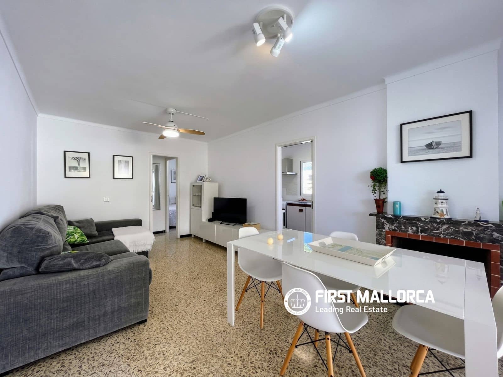 3 bedroom Apartment for rent in Puerto de Alcudia with garage - € 2,000 (Ref: 10113480)