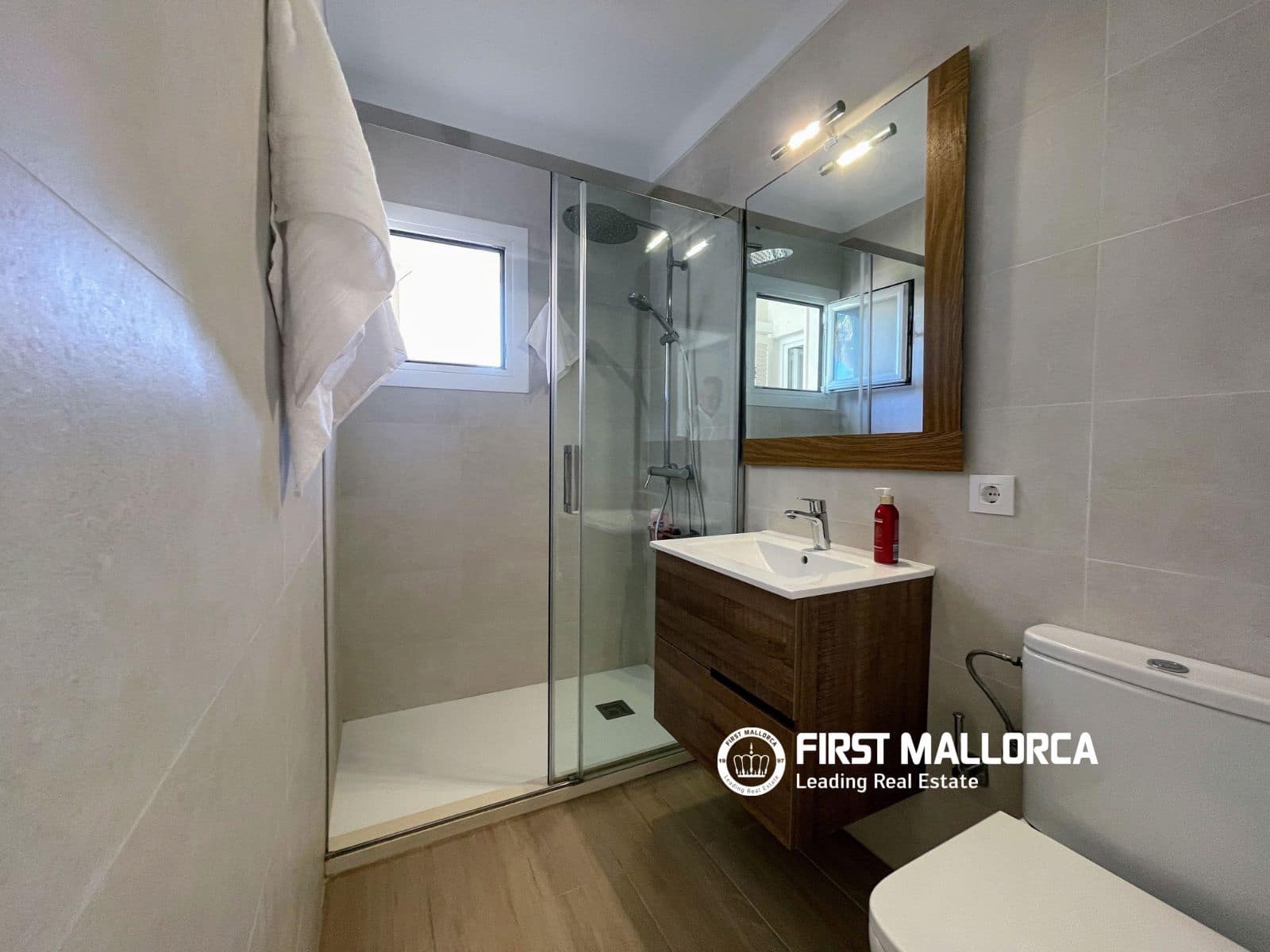 3 bedroom Apartment for rent in Puerto de Alcudia with garage - € 2,000 (Ref: 10113480)