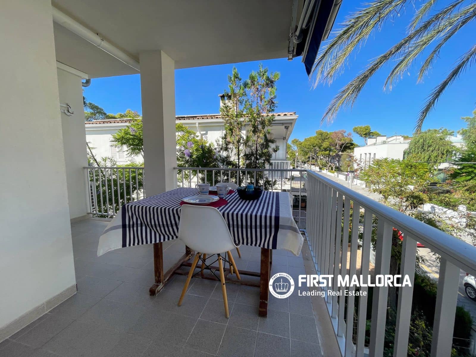 3 bedroom Apartment for rent in Puerto de Alcudia with garage - € 2,000 (Ref: 10113480)