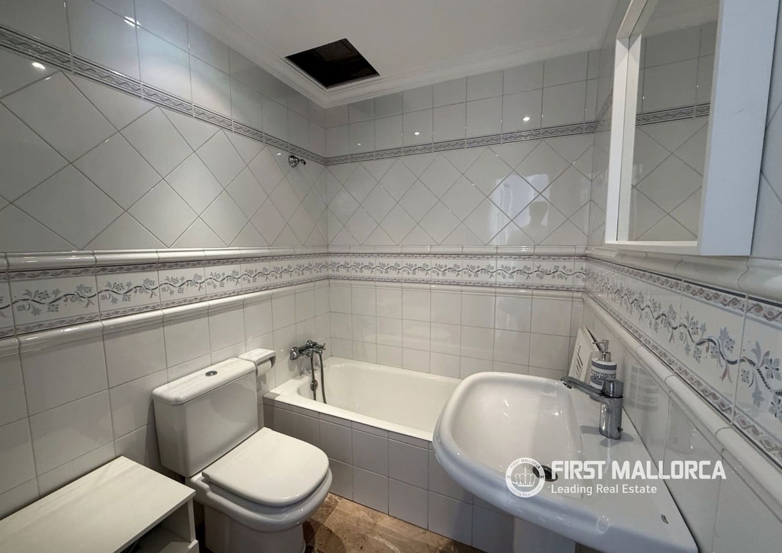 3 sovrum Villa att hyra i Muro med garage - 2 500 € (Ref: 10113481)