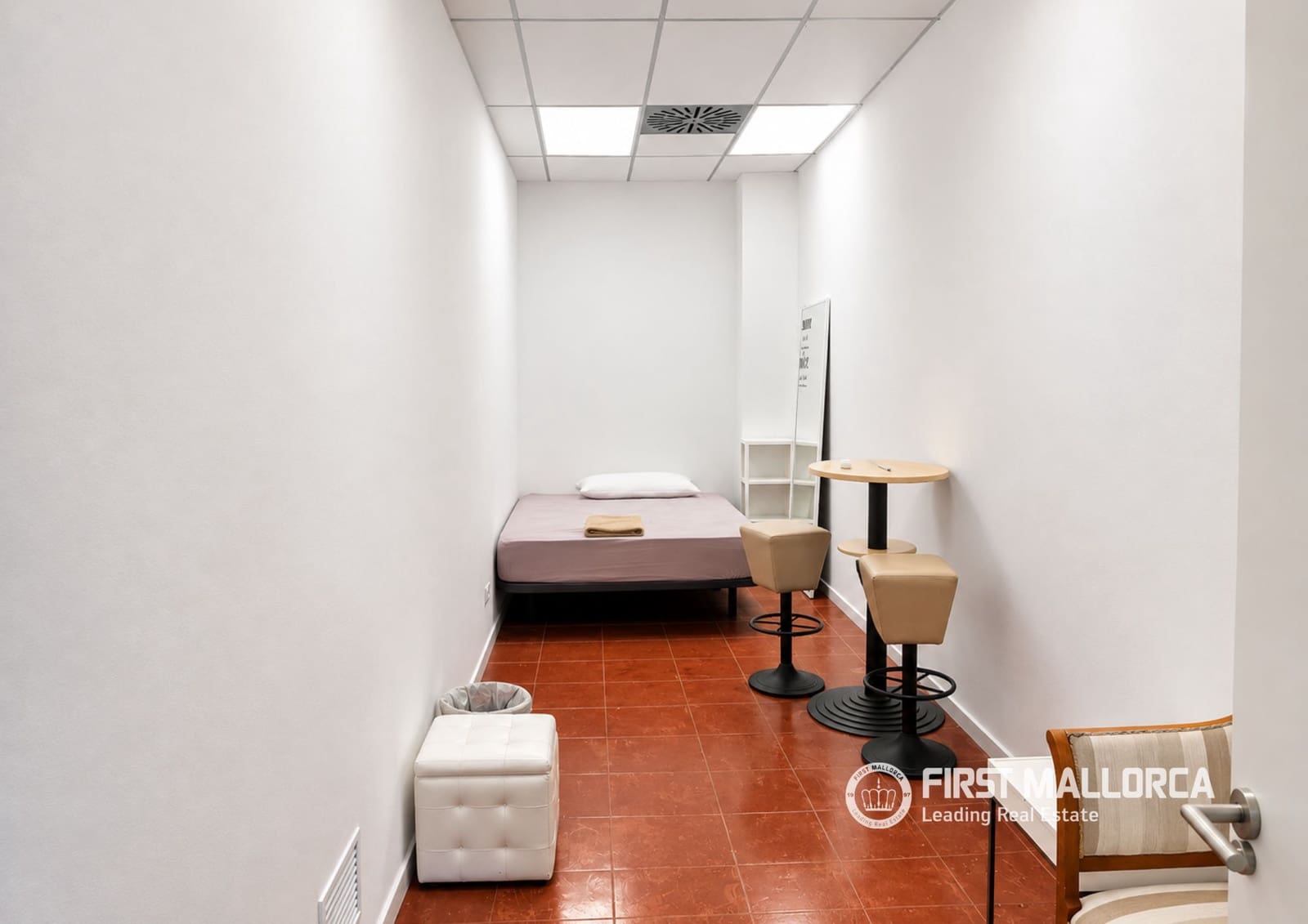3 makuuhuone Kaupallinen vuokrattavana paikassa Peguera / Paguera - 4 750 € (Ref: 10113482)