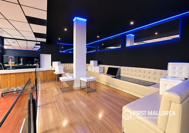 3 makuuhuone Kaupallinen vuokrattavana paikassa Peguera / Paguera, Calvià - 4 750 € (Ref: 10113482)