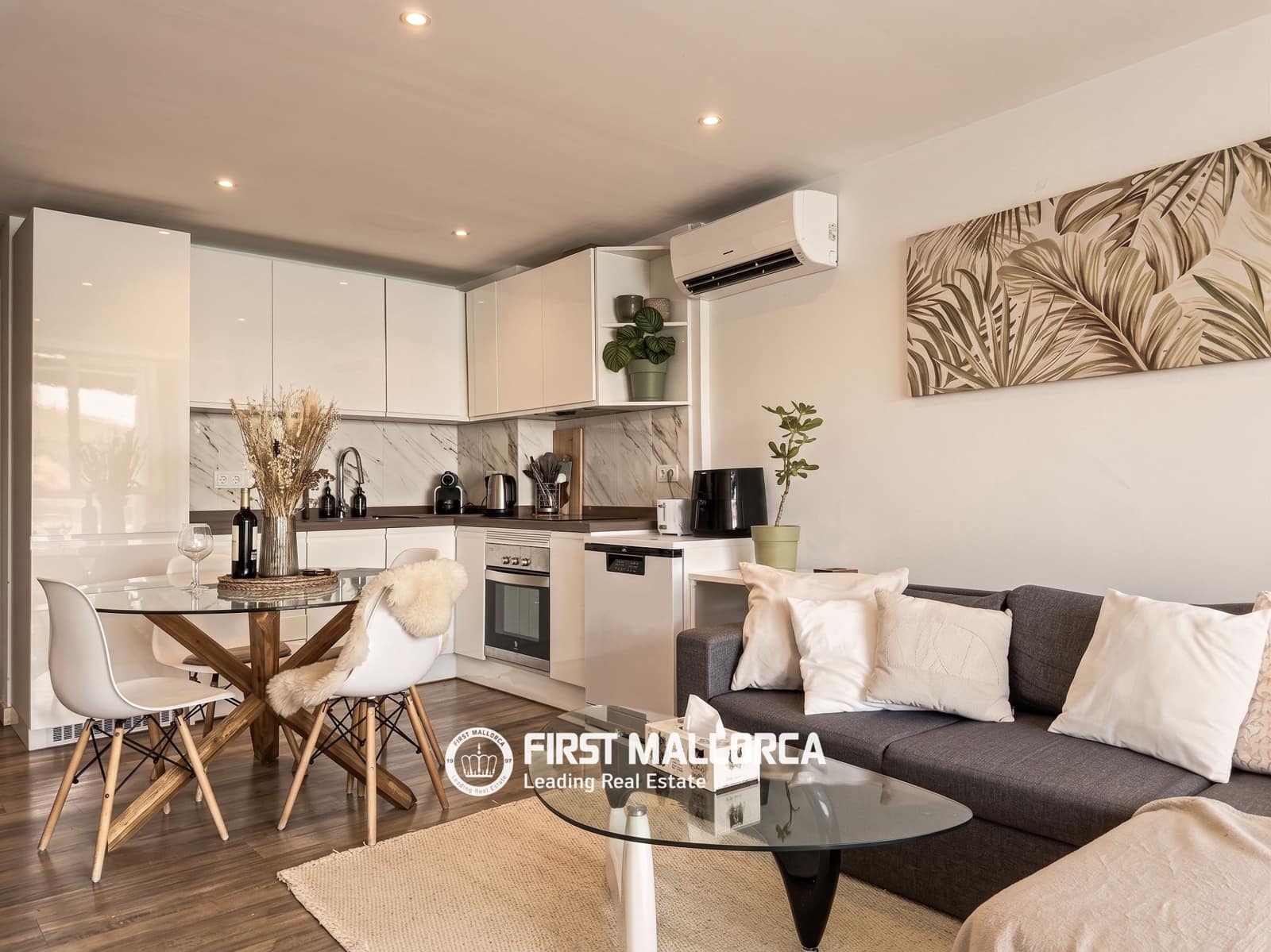 1 bedroom Apartment for rent in Santa Ponsa with garage - € 2,000 (Ref: 10118391)