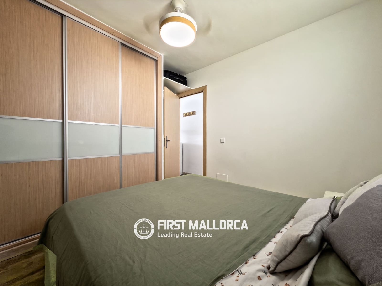 1 bedroom Apartment for rent in Santa Ponsa with garage - € 2,000 (Ref: 10118391)