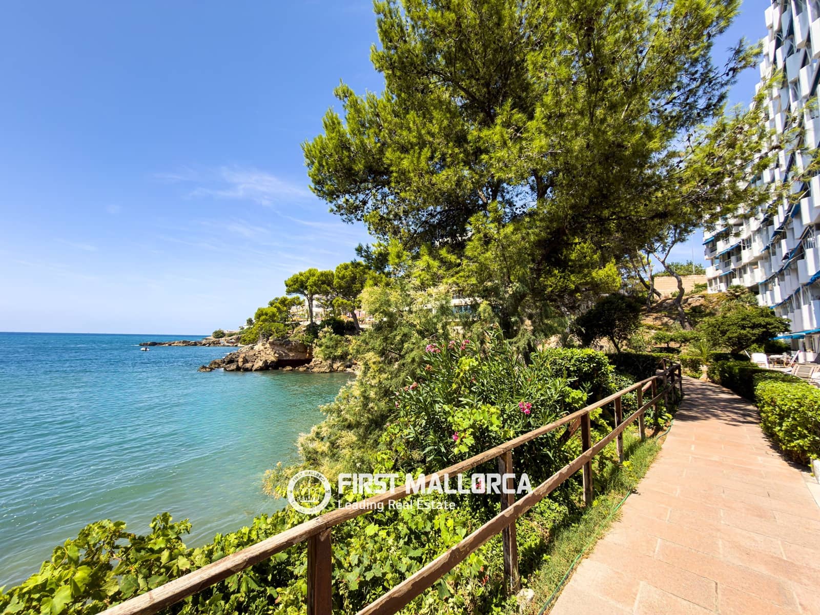 1 soverom Leilighet til leie i Santa Ponsa med svømmebasseng garasje - € 2 000 (Ref: 10118391)
