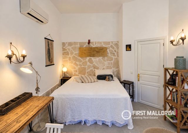 2 bedroom Apartment for sale in Ses Salines with pool garage - € 640,000 (Ref: 10121028)