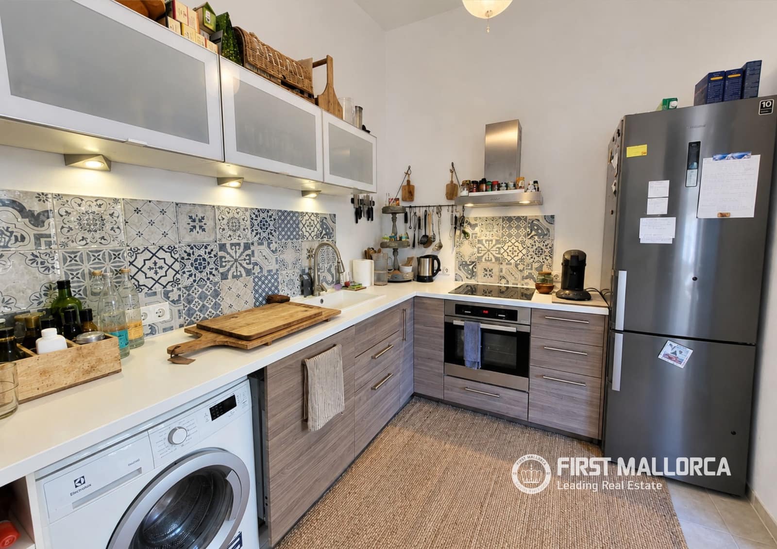 2 bedroom Apartment for sale in Ses Salines with pool garage - € 640,000 (Ref: 10121028)