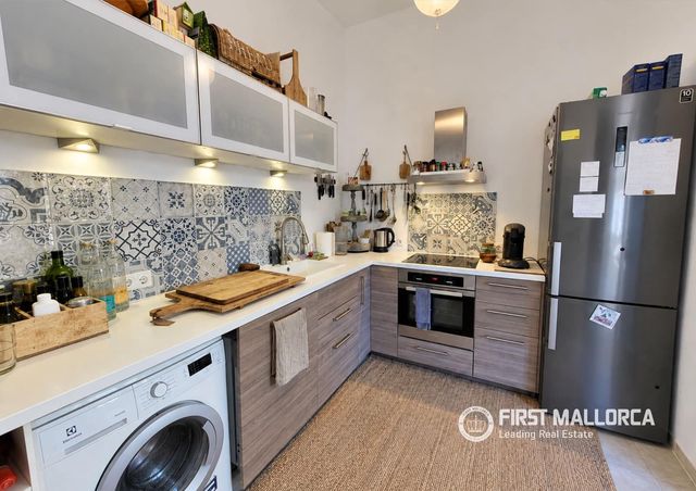 2 bedroom Apartment for sale in Ses Salines with pool garage - € 640,000 (Ref: 10121028)