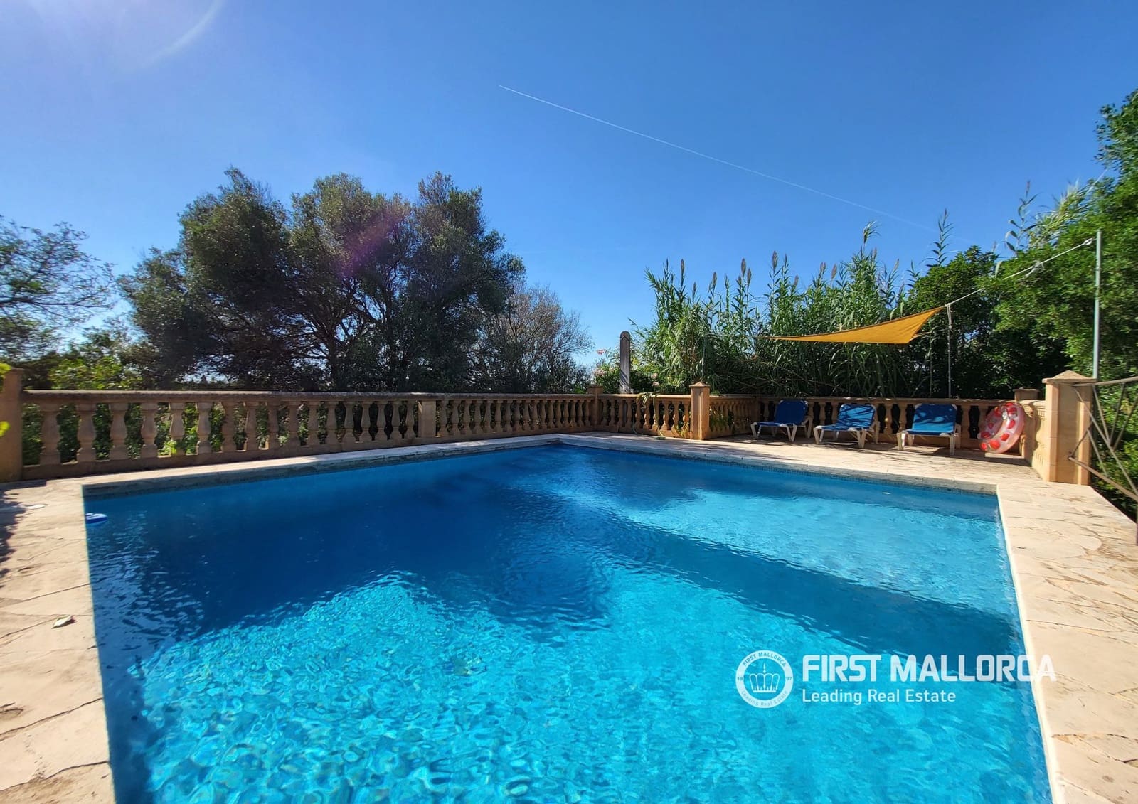 2 bedroom Apartment for sale in Ses Salines with pool garage - € 640,000 (Ref: 10121028)