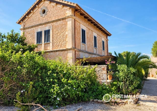2 bedroom Apartment for sale in Ses Salines with pool garage - € 640,000 (Ref: 10121028)