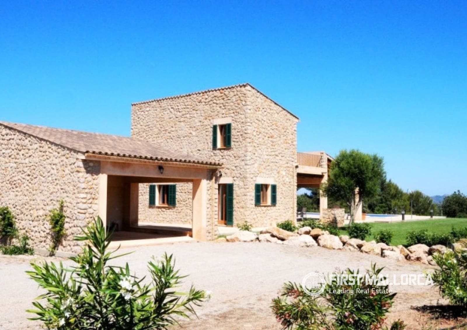 4 quarto Quinta/Casa Rural para arrendar em Arta com piscina garagem - 3 750 € (Ref: 10121029)