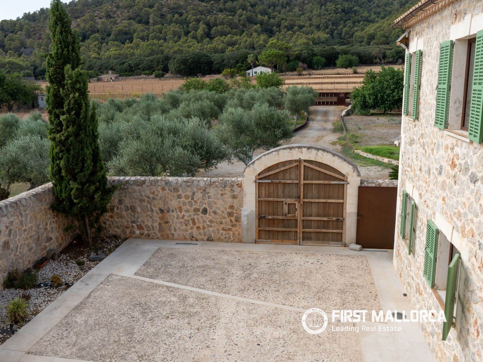 Finca/Casa Rural de 4 habitaciones en Sa Pobla en alquiler con piscina garaje - 8.000 € (Ref: 10121030)