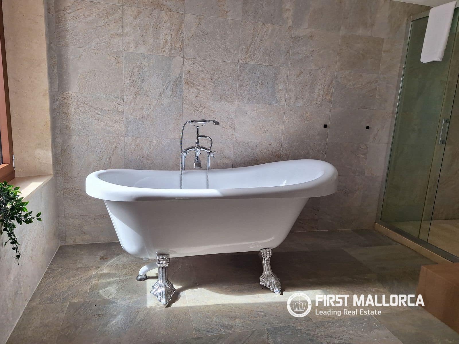 Finca/Casa Rural de 4 habitaciones en Sa Pobla en alquiler con piscina garaje - 8.000 € (Ref: 10121030)