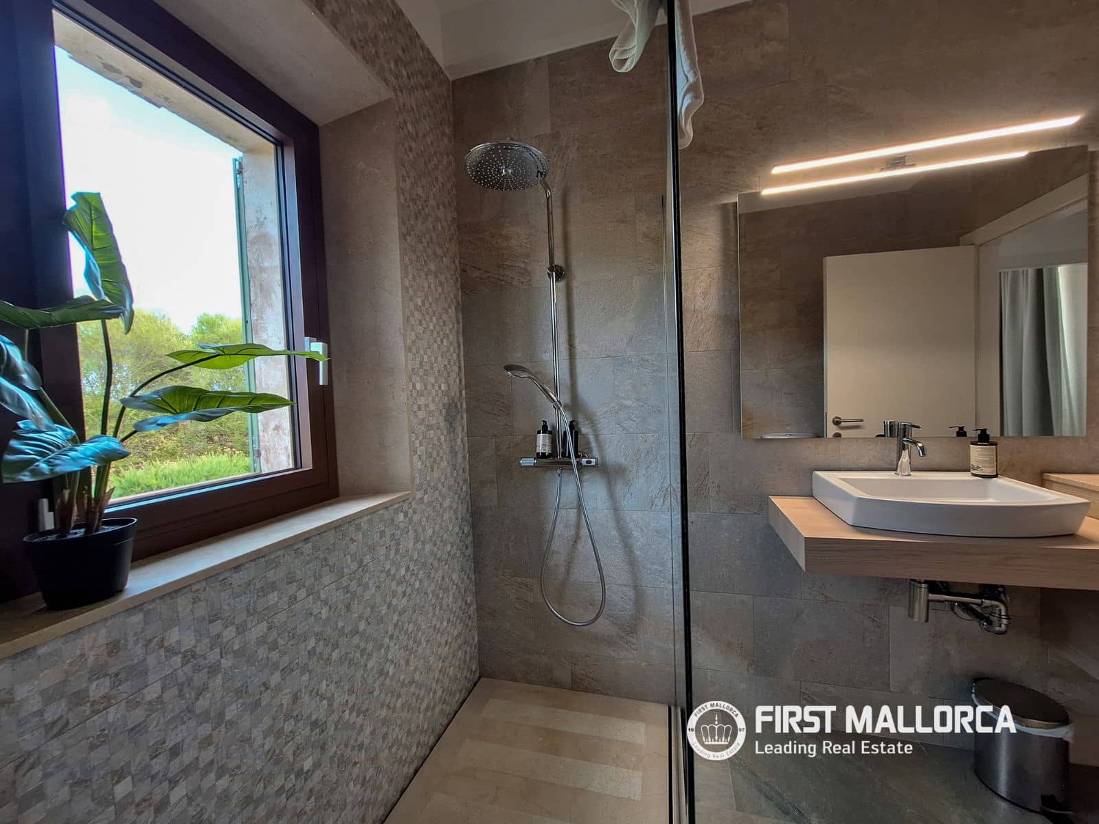 Finca/Casa Rural de 4 habitaciones en Sa Pobla en alquiler con piscina garaje - 8.000 € (Ref: 10121030)