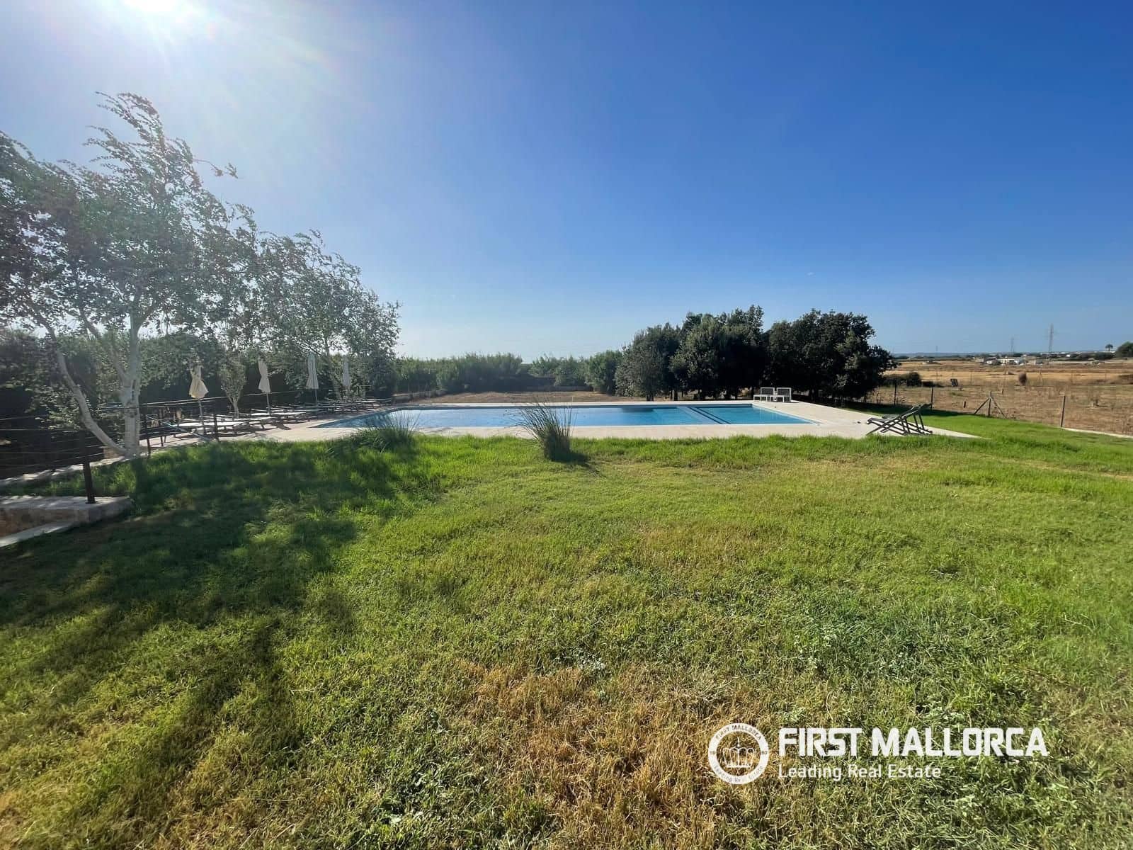 Finca/Casa Rural de 4 habitaciones en Sa Pobla en alquiler con piscina garaje - 8.000 € (Ref: 10121030)