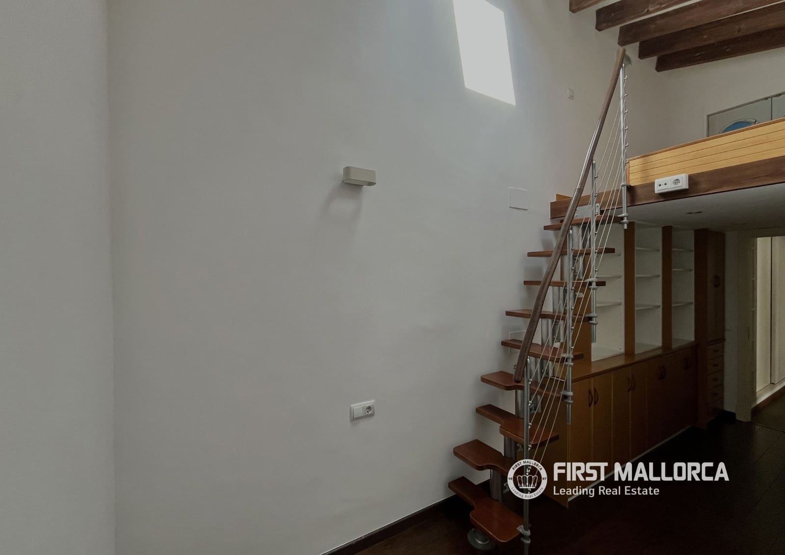 3 soveværelse Finca/Landehus til leje i Palma de Mallorca med garage - € 2.500 (Ref: 10127292)