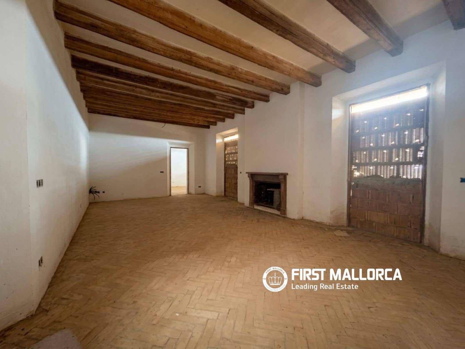 6 bedroom Finca/Country House for sale in Petra - € 2,500,000 (Ref: 10127293)