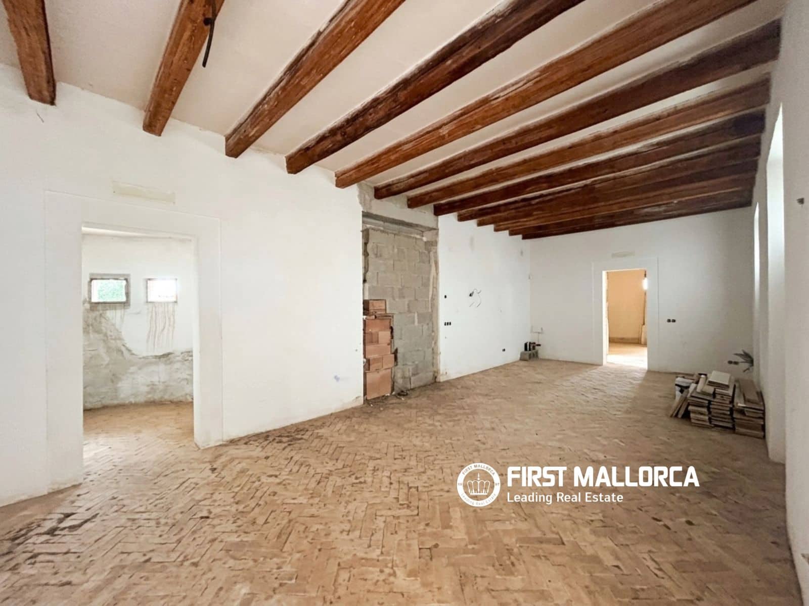 6 bedroom Finca/Country House for sale in Petra - € 2,500,000 (Ref: 10127293)