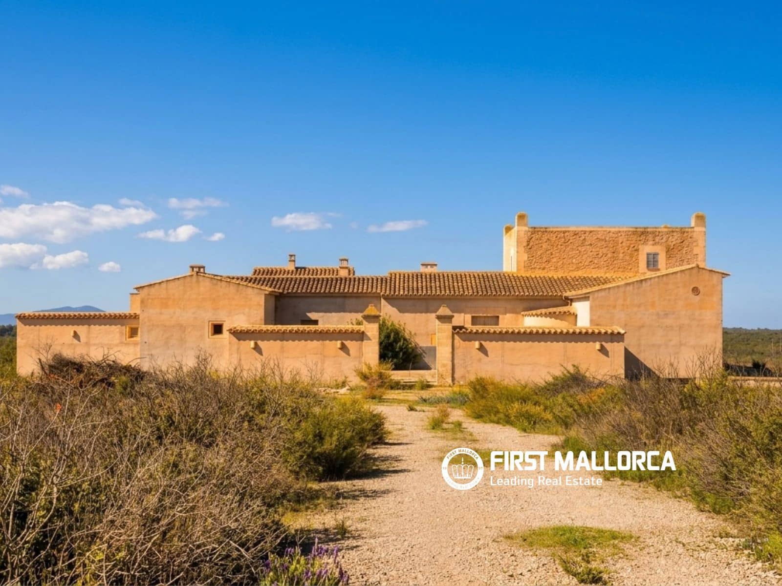 6 bedroom Finca/Country House for sale in Petra - € 2,500,000 (Ref: 10127293)