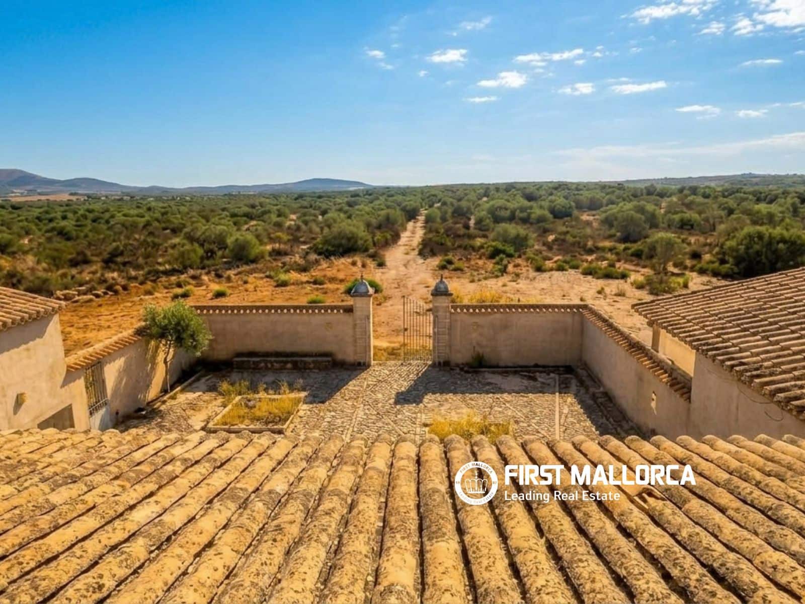6 bedroom Finca/Country House for sale in Petra - € 2,500,000 (Ref: 10127293)